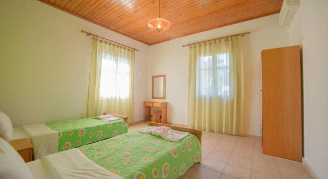 Othonas Apartments