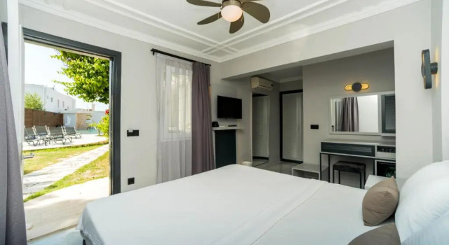 Номер Standard Art Suites Hotel