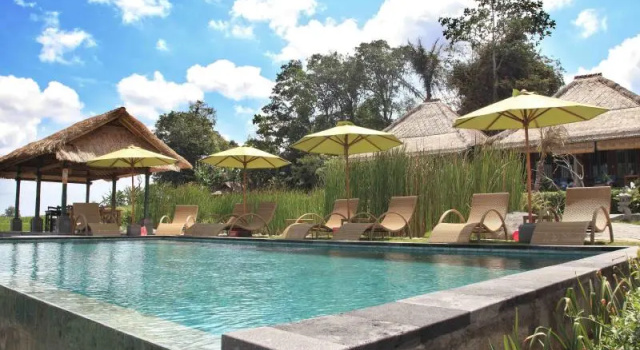 Двухместный люкс Puri Taman Sari Resort