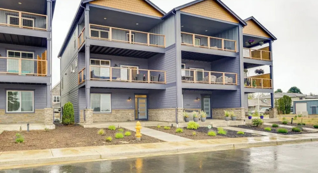 Columbia River Views: Spacious Hammond Getaway!, Prenota Appartamento  