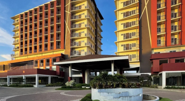 Номер Standard Modern Studio Poolside Balcony Near Mactan Airport