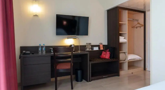 Двухместный номер Comfort Hôtel Oceania Brest