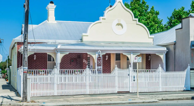 Heritage Cottage Bed And Breakfast, Book Vacation Home Villas in Perth, Villa