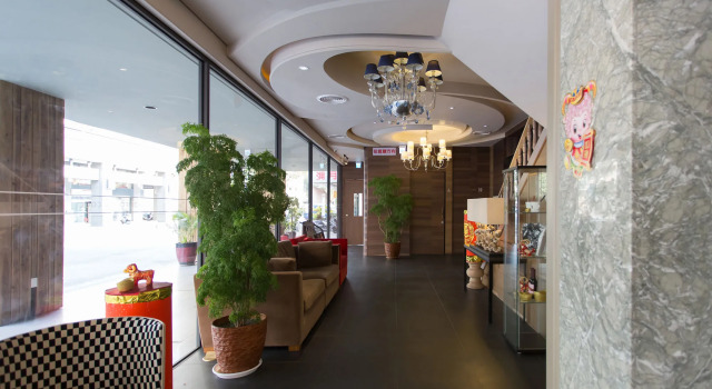 麗馨商旅七賢館, Забронировать Отель Недорогие отели Гаосюн, рядом с Kaohsiung Museum of Labor, недорого