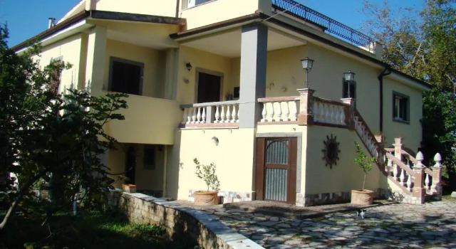 Villa With 5 Bedrooms In Poggio Catino With Private Pool Enclosed Garden And Wifi