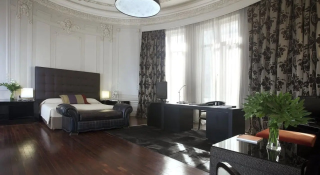 Люкс Savoy Hotel