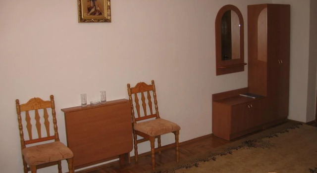 Mishel, Prenota Hotel Rozgirche 