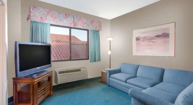 Люкс Ramada by Wyndham St George