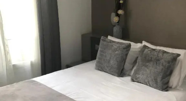 Трёхместный номер Standard Hôtel Le Saint-Hubert - Gare de Lyon Bastille