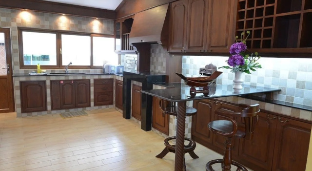 The Time Family 5 Bedroom Villa 92