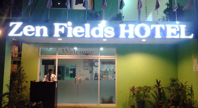 Zenfields Hotel, Забронировать Отель Анхелес 