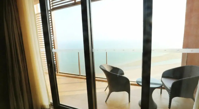 Номер Standard с балконом и с видом на море Qingdao Mangrove Tree Resort World - Red Coral Hotel