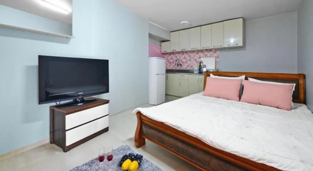 Gangneung Sunrise Pension, Boek Hotel Hotels in Gangwon-Do met parkeren, Parkeren