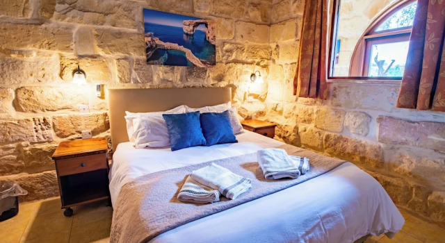 Villa Soldanis 6 Bedroom Villa With Private Pool, Rezerwuj Willa Xaghra Gozo