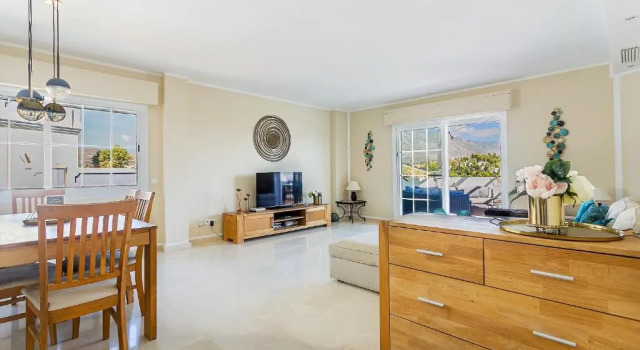 4 bedroom Holiday Penthouse near Puerto Banus, in Nueva Andalucia, Book Lejlighed Nueva Andalucia Andalusien