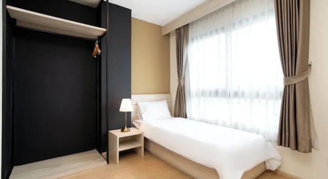 Трёхместный семейный номер Standard Amanah Bangkok Hotel