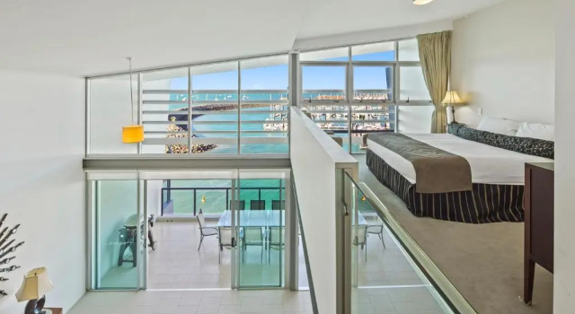 Апартаменты Пентхаус с 4 комнатами с видом на воду Peninsula Airlie Beach