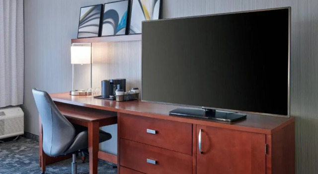 Standard Zimmer Courtyard by Marriott Indianapolis Castleton
