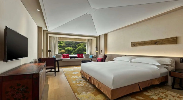 Номер Deluxe Hilton Jiuzhaigou Resort