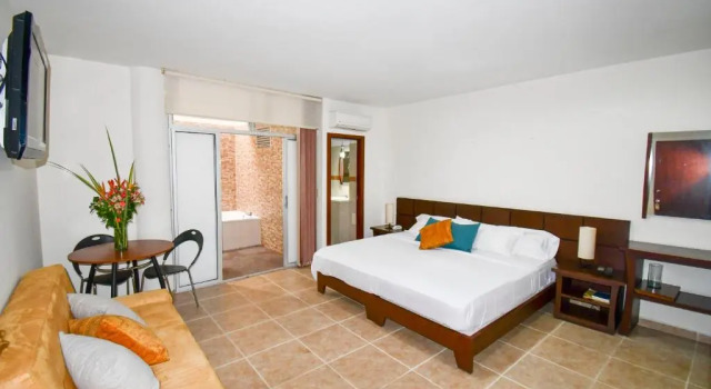 Hotel Mónaco Armenia, Rezervovat Hotel Hotely v Santander s parkováním, Parkování
