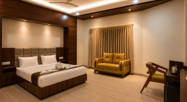 Люкс Hotel Unnati Stay Inn Vijayapura By HRG