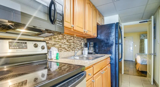 Апартаменты Oceanfront Resort Condo w/ Views in Myrtle Beach!