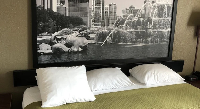 Люкс Super 8 by Wyndham Aurora/Naperville Area