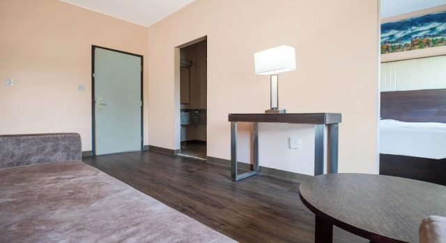 Люкс Standard OYO Hotel Adairsville Calhoun South I-75