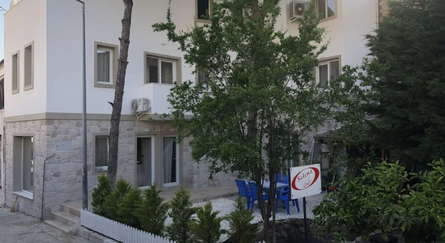 Foça suit