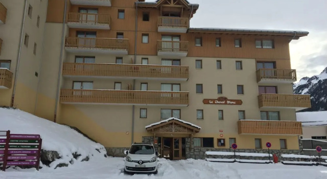 Montanium, Prenota Hotel Hotel a Alvernia con parcheggio, Parcheggio
