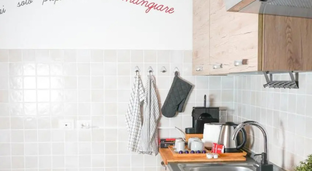 10 min from the Airport-Wifi-Free Parking