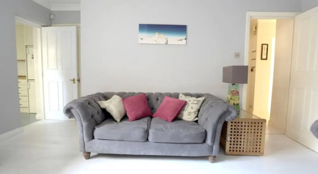2 Bedroom Apartment Next to the Sea, Забронировать Апартаменты/квартира Апартаменты Исторического графства Суссекса, Апартаменты/квартира
