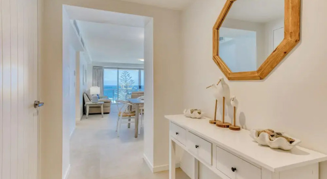 Апартаменты Superior c 1 комнатой с балконом и с видом на океан Talisman Beachside Broadbeach