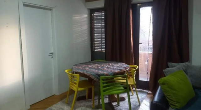 Lion Guest House, Rezerwuj Pensjonat Hotele w Skopje z parkingiem, Parking