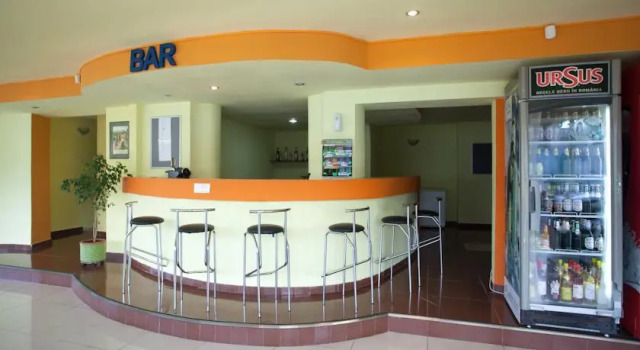 Hotel Proton K3, Rezerwuj Hotel Neptun Constanta