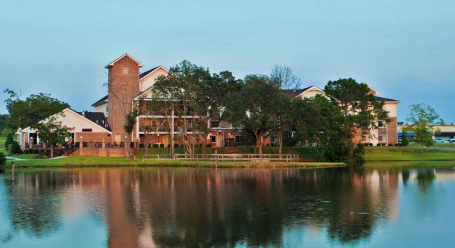 Двухместный номер Standard AmericInn by Wyndham Vidalia