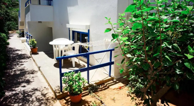 Апартаменты Economy Anthea Apartments