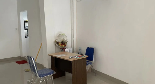 Hotel O Penginapan Musafir Syariah Near Paramount Woman & Childern's Hospital, Prenota Hotel Hotel a Sulawesi con parcheggio, Parcheggio
