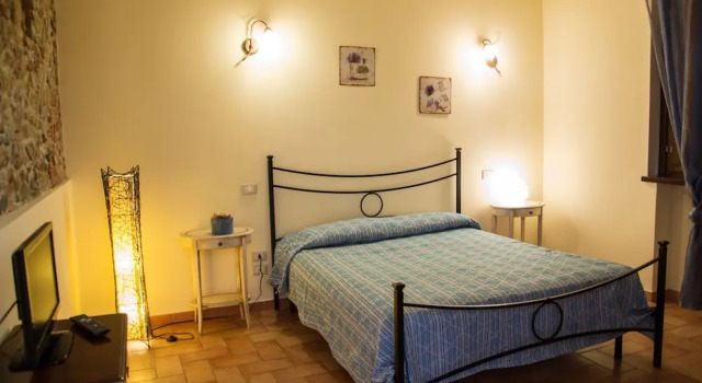 Casolare dei Fiori - Le Rose, Buchen Sie Ferienwohnung Montecarlo Toskana