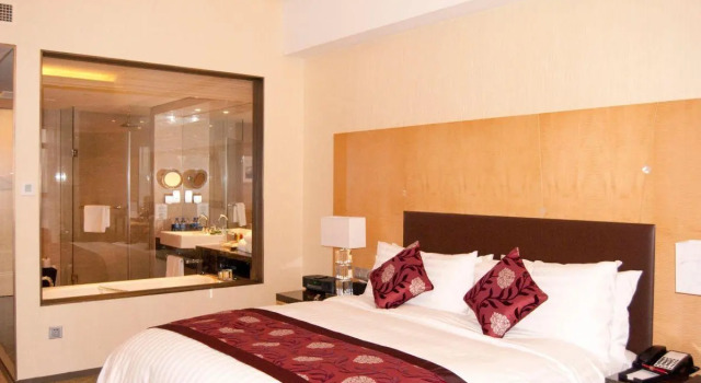 Двухместный номер Standard Crowne Plaza Tianjin Binhai by IHG