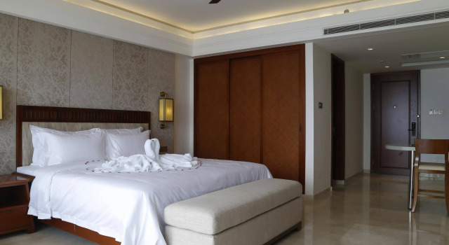 Отель Sanya Seacube Holiday
