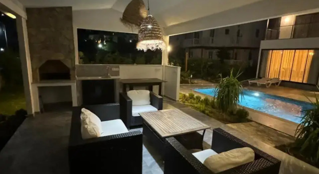 Akasya Villa, Rezerwuj Willa Milas Muğla