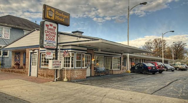 Budget Host Three Crowns Motor Lodge, 预订 酒店 盖茨堡 Backbone Mountain