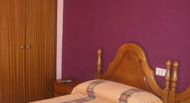 Aero Hotel Cerdanya Ca Leudald, Забронировать Отель Альп La Molina - Alp, рядом с Горнолыжный курорт Маселья