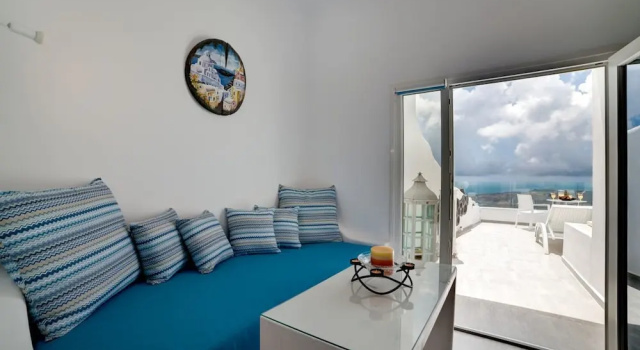 Вилла Deluxe с балконом и с видом на море Fira Deep Blue Suites