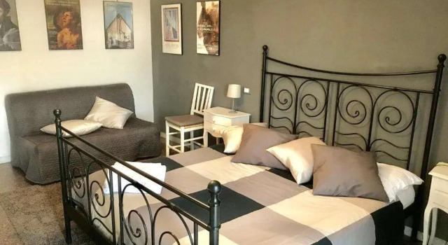 A Casa Di Giallo B&B, Забронировать Гостевой дом Отели Рима с завтраком, рядом с Ослиные ворота, Завтраки