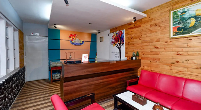 OYO Capital O 1808 New Bandungan Indah, Prenota Hotel Hotel a Bandungan con parcheggio, Parcheggio