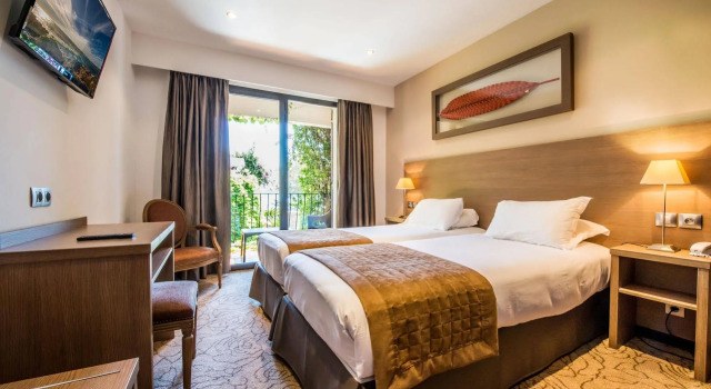 Hotel Shegara, Rezerwuj Hotel Hotele w Korsyka ze śniadaniem, Śniadanie