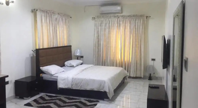 Stunning 2-bed Apartment in Lagos, Book Apartment Ikeja 