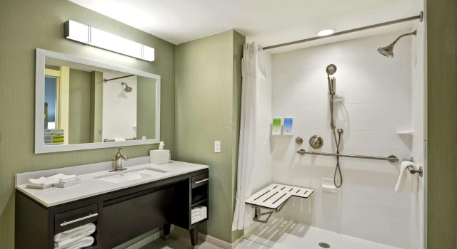 Двухместный люкс Home2 Suites By Hilton Maumee Toledo